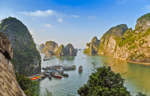 boat cruise and floating village in ha long bay